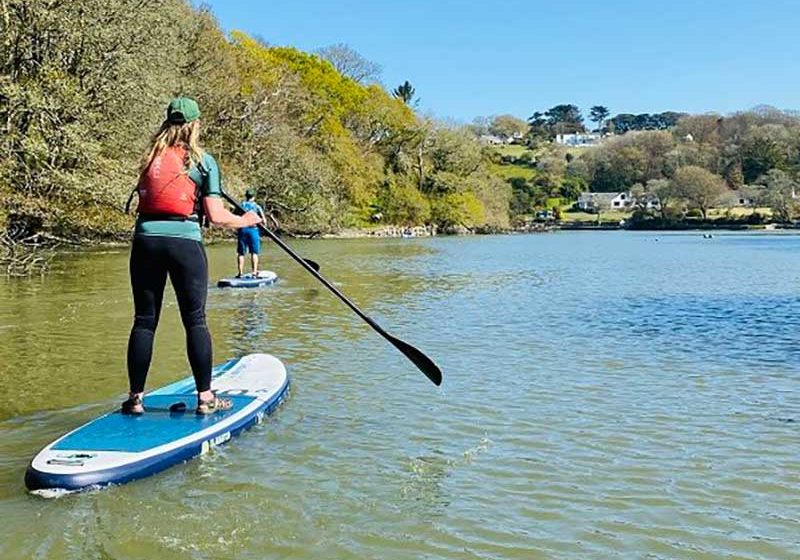 paddleboarding-team